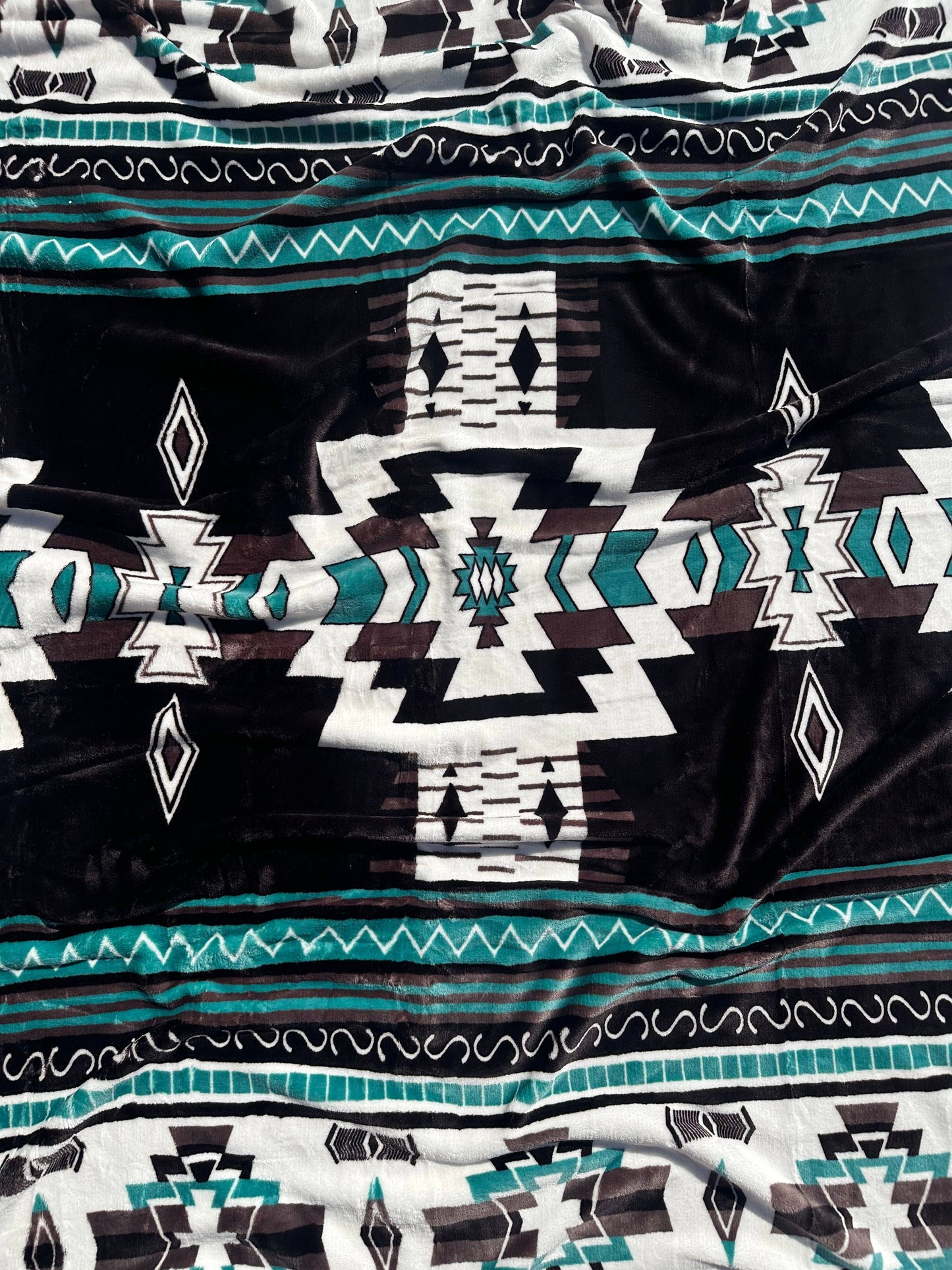 Black Aztec Super Plush Soft Queen Size Mid-Weight Blanket