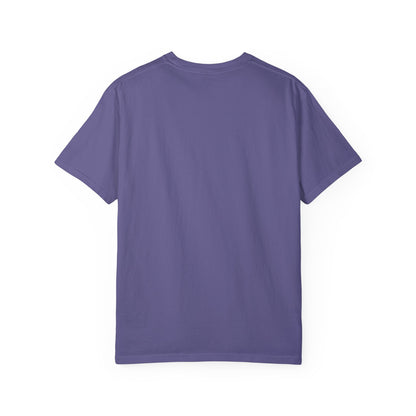 Stylish Unisex Garment-Dyed T-Shirt with Feather Design
