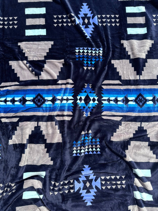 Navy Aztec Super Plush Soft Queen Size Mid-Weight Blanket